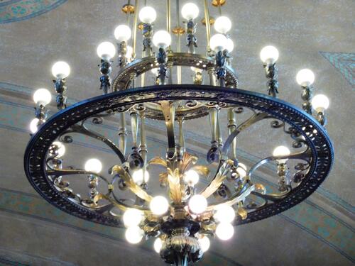 [ Chandelier lighting up the room, ] - a poem by Cbustinza - All Poetry